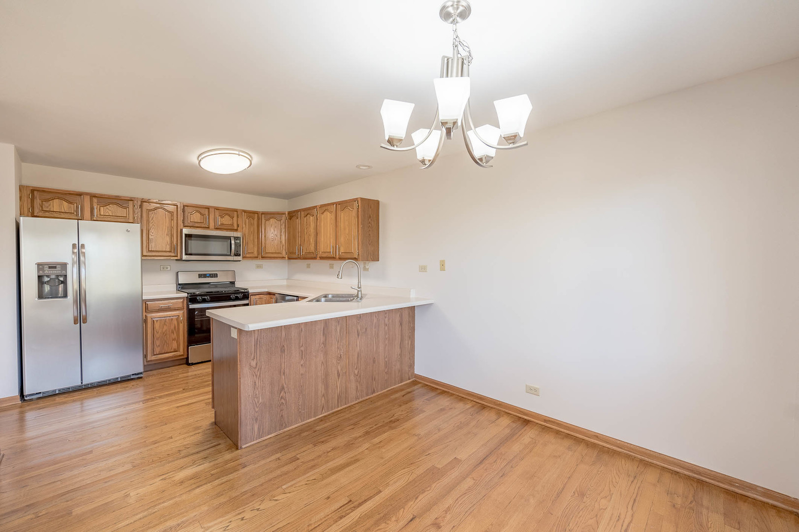 895 Millcreek Circle