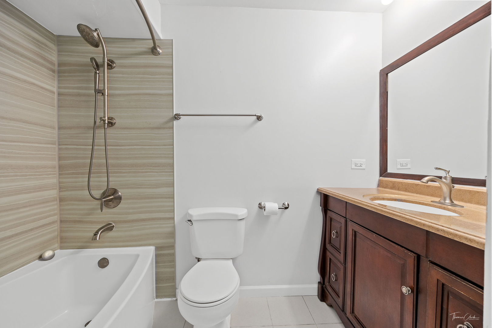 2370 Abbeywood Drive Unit: B