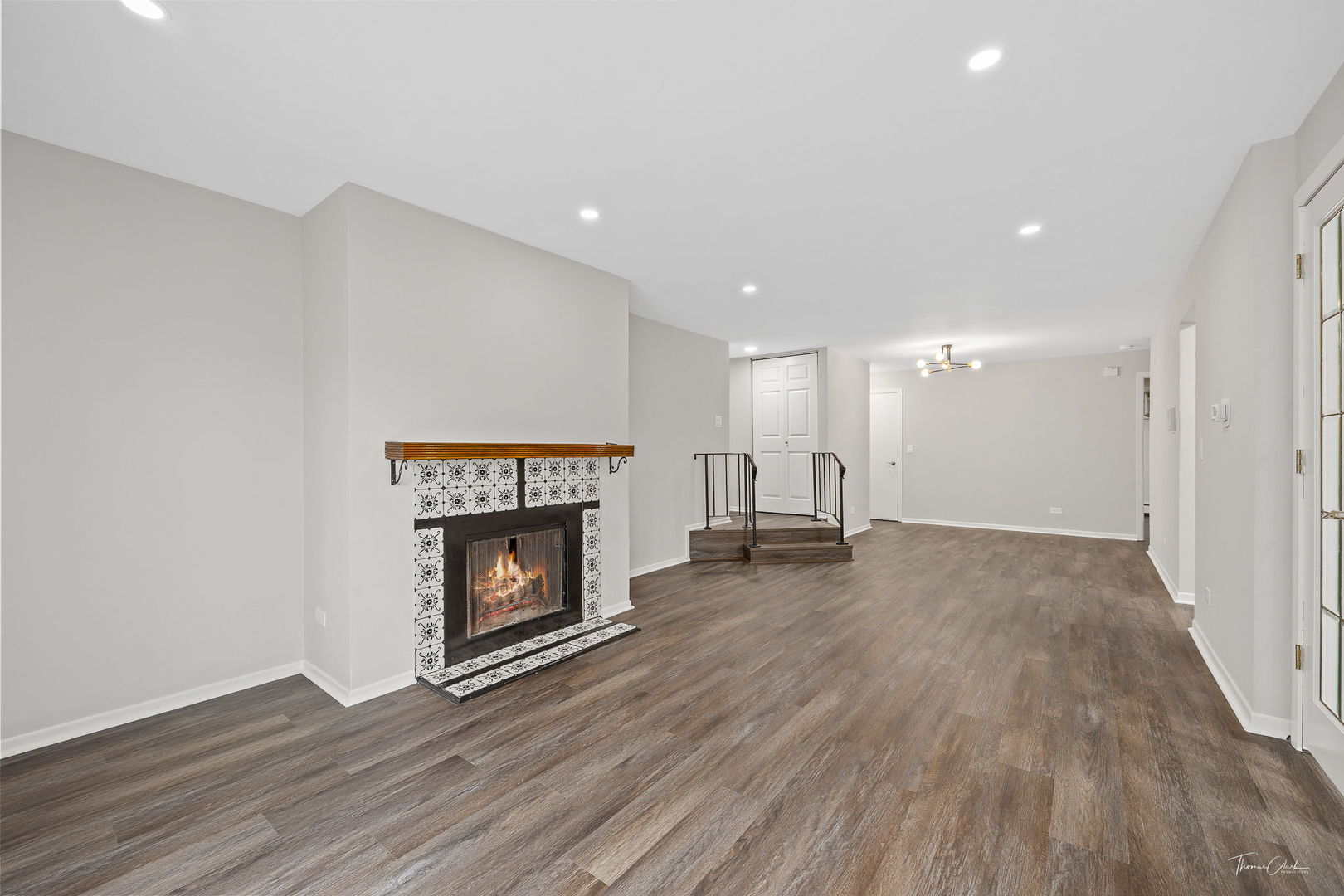2370 Abbeywood Drive Unit: B