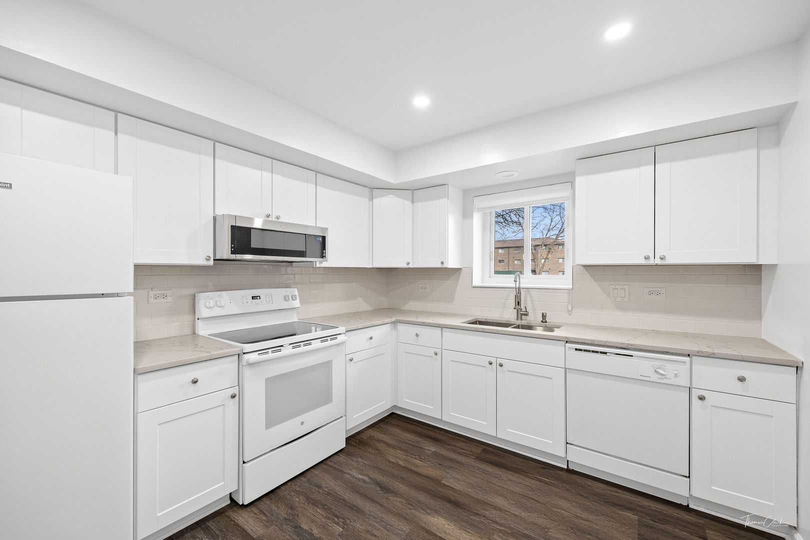 2370 Abbeywood Drive Unit: B