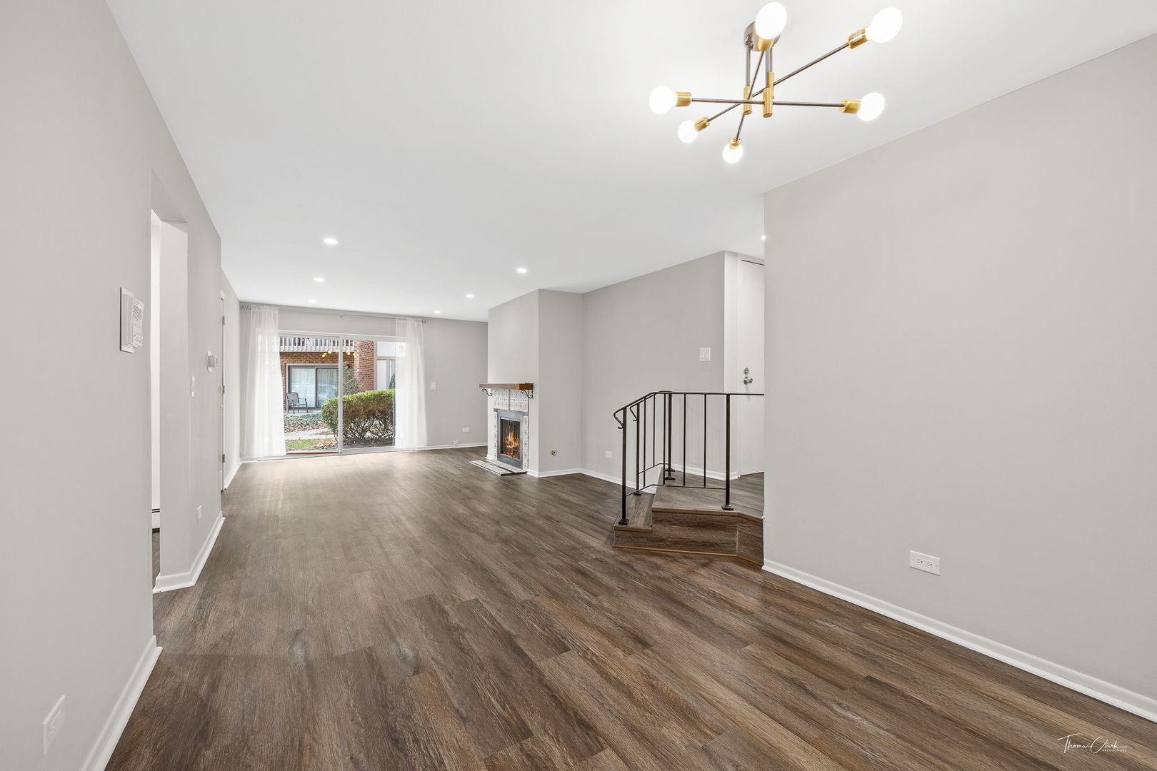 2370 Abbeywood Drive Unit: B