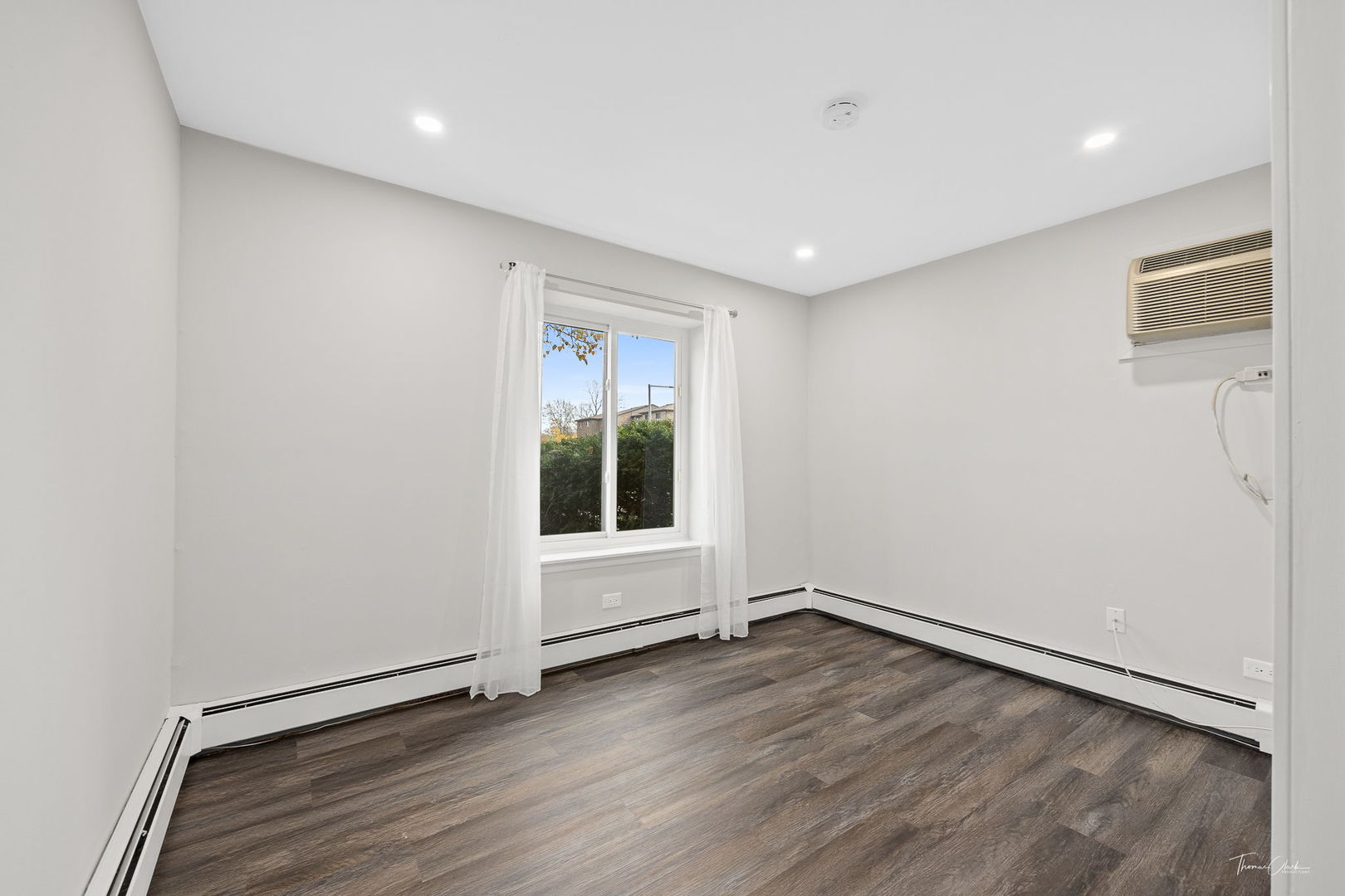 2370 Abbeywood Drive Unit: B