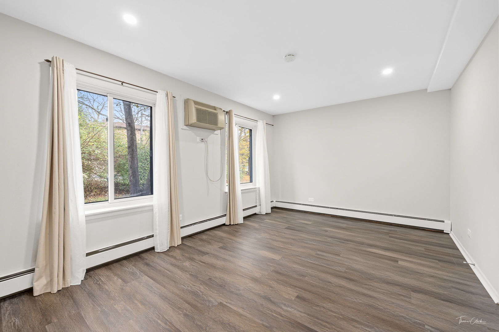 2370 Abbeywood Drive Unit: B