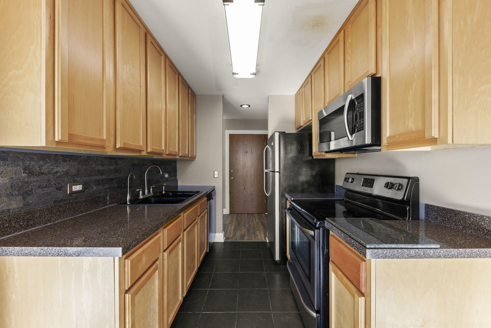 5950 OAKWOOD Drive Unit: 6C