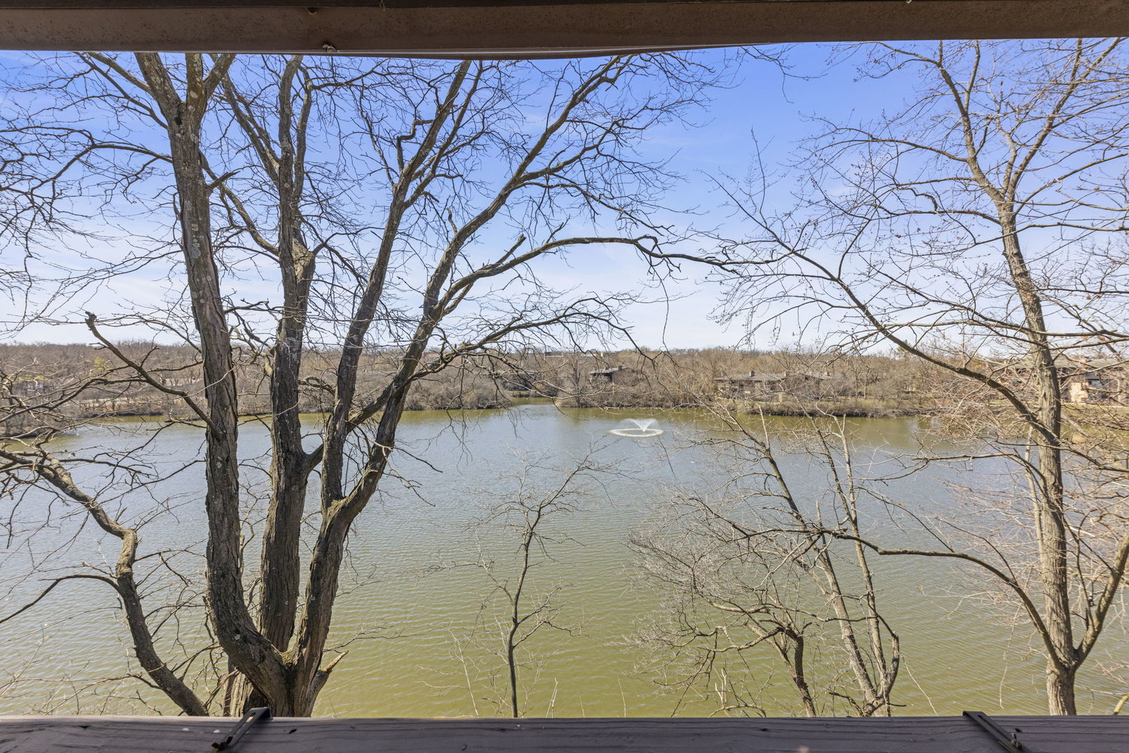 5508 E LAKE Drive Unit: F