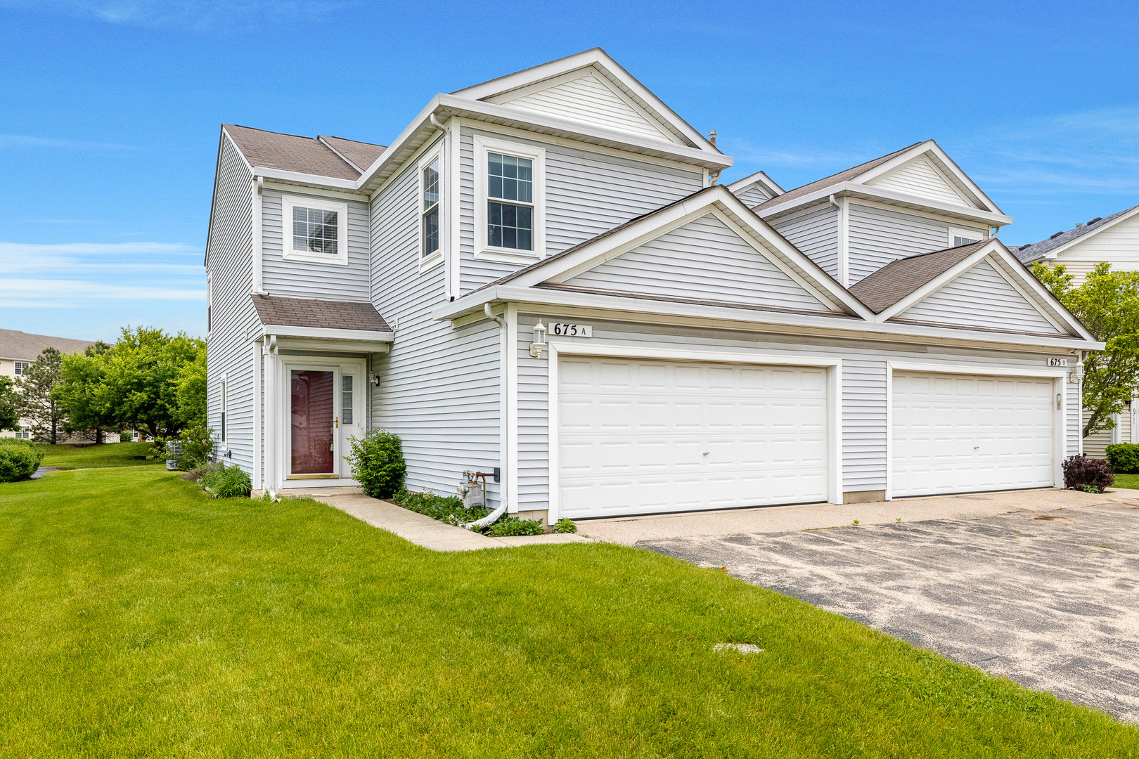 675 FIELDCREST Drive Unit: 1A
