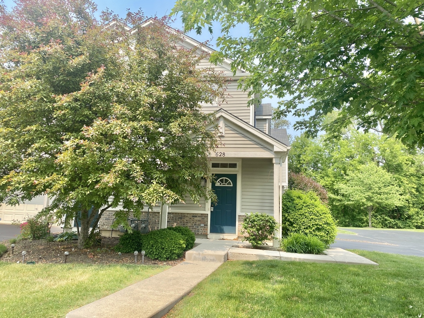 628 Arbor Circle