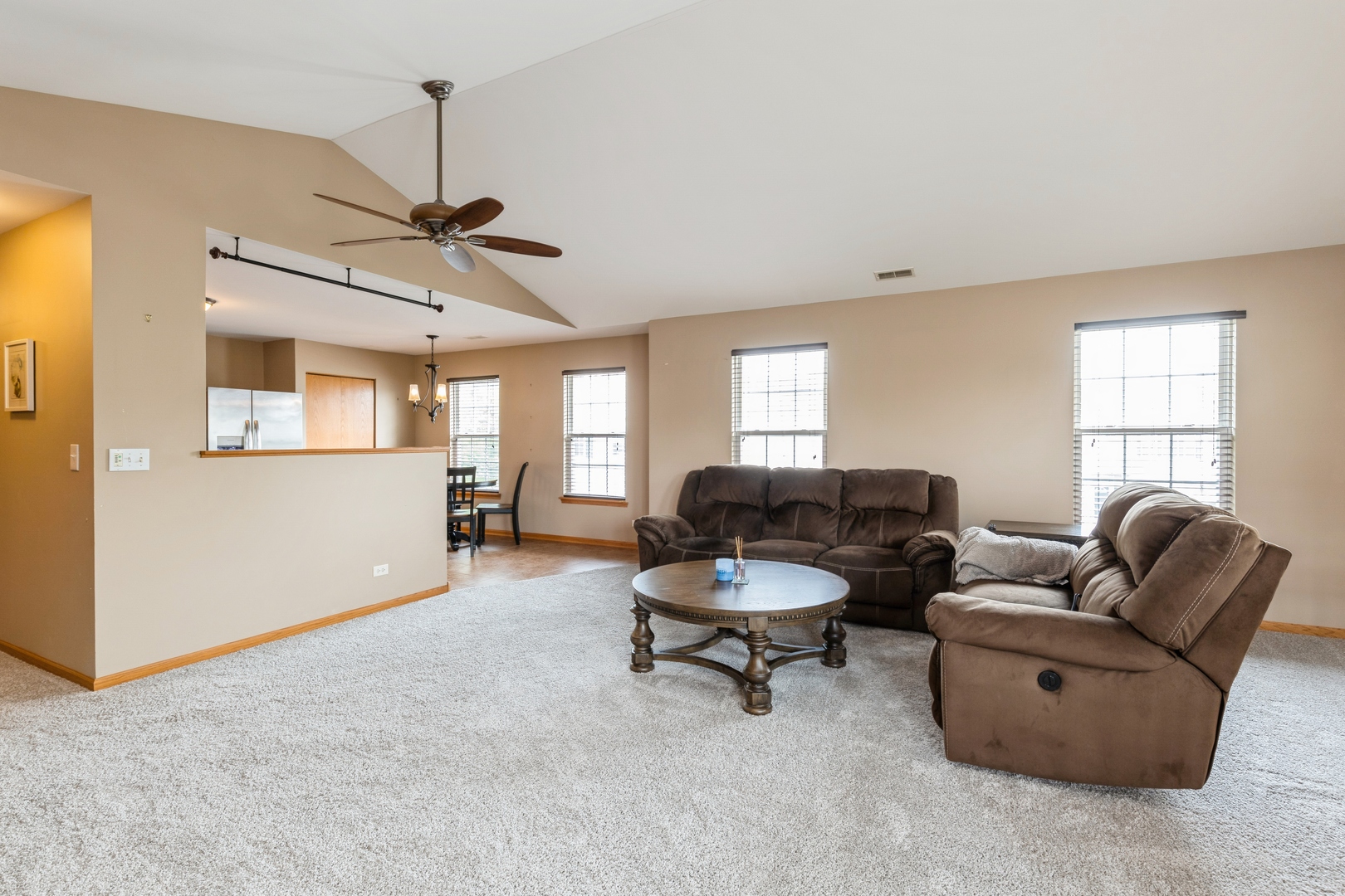 628 Arbor Circle
