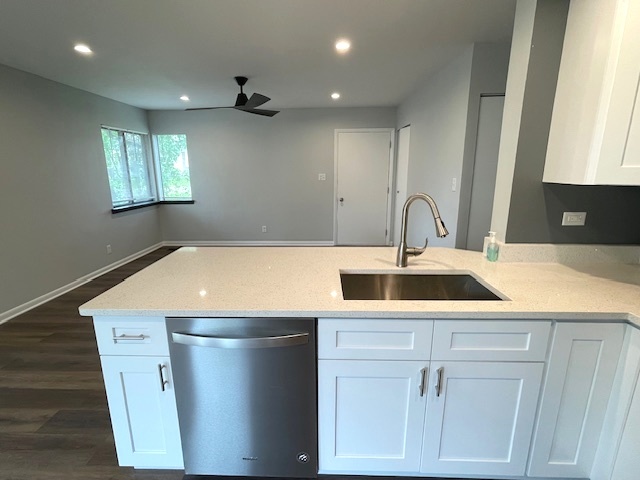 211 W Birchwood Drive Unit: 211