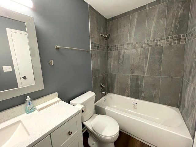 211 W Birchwood Drive Unit: 211