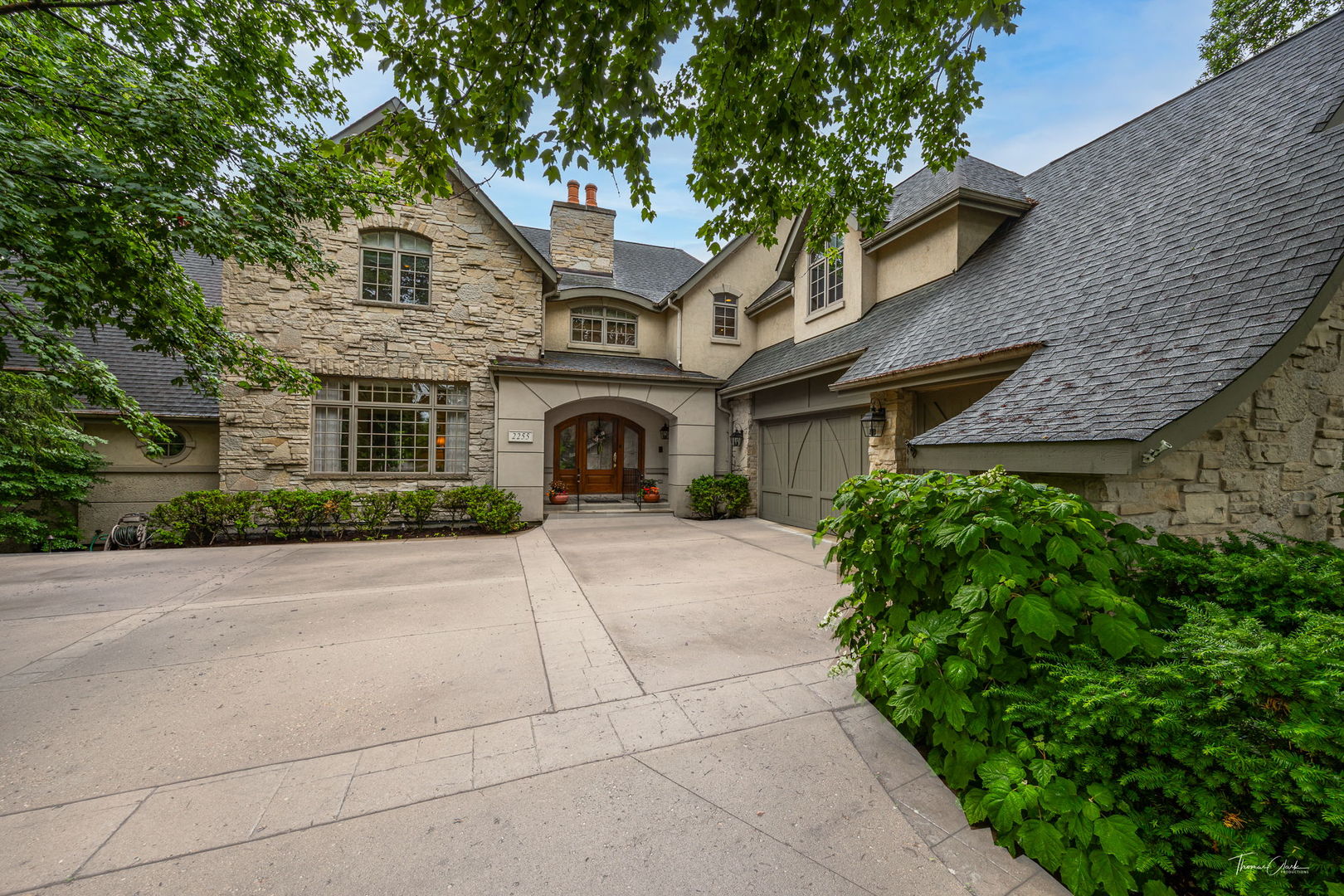 2255 Hills Oak Court