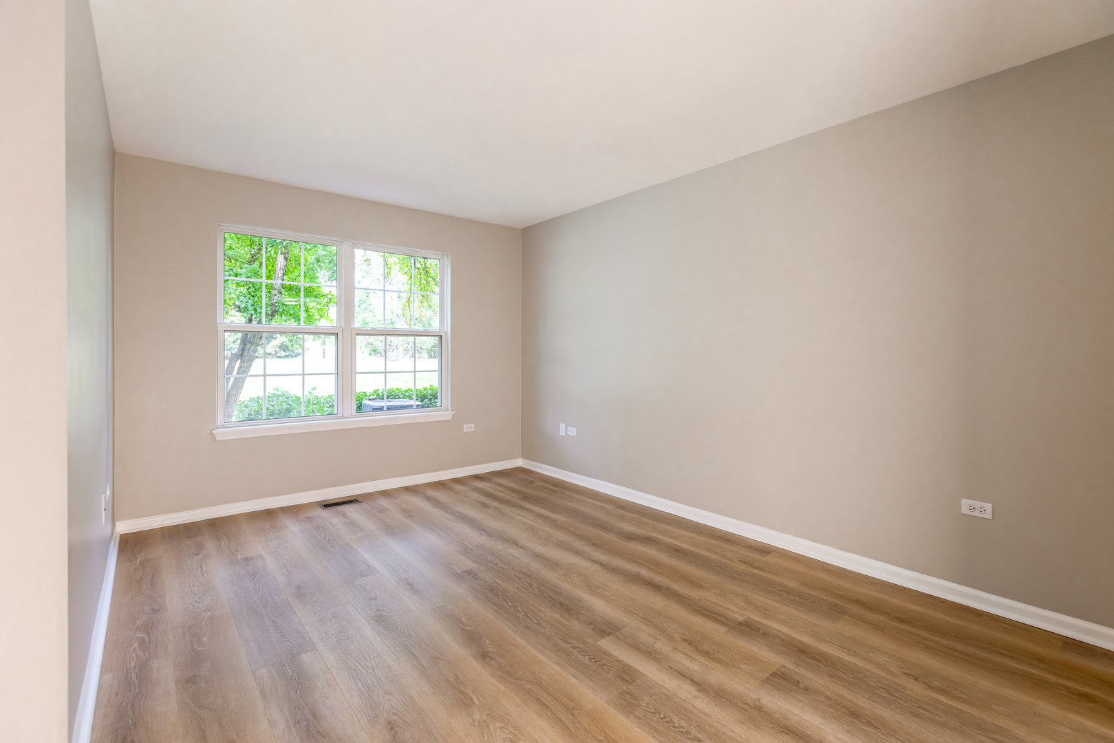 2819 Rutland Circle Unit: 102
