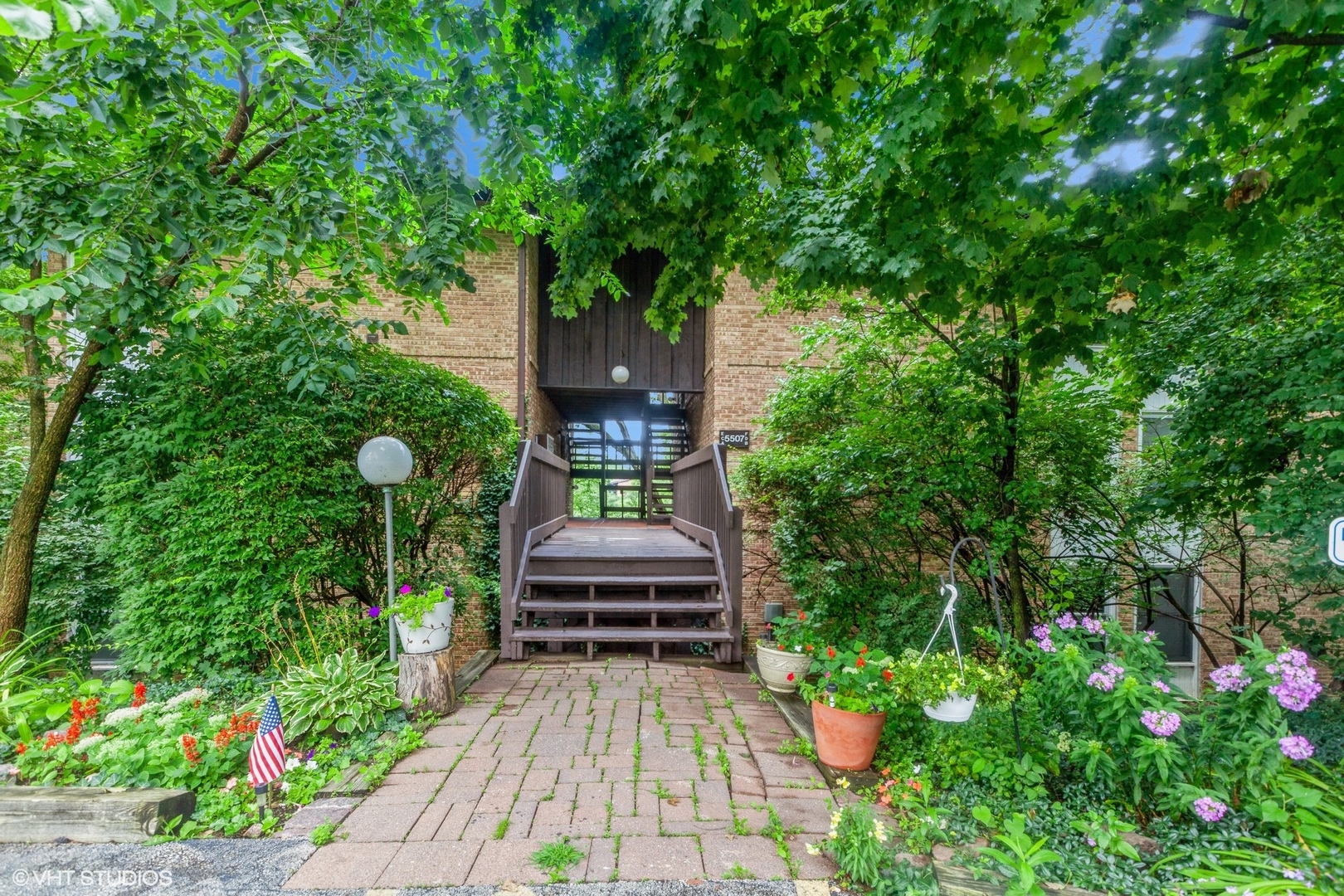 5507 E Lake Drive Unit: 101-B