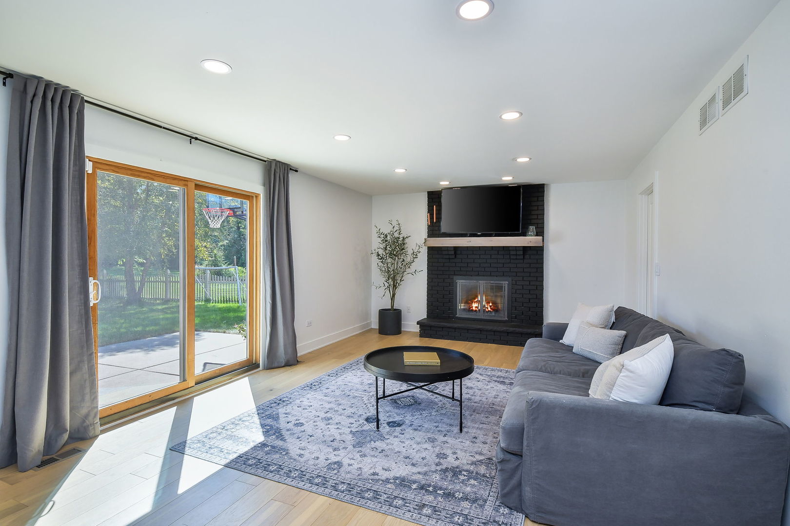 1156 Covington Drive