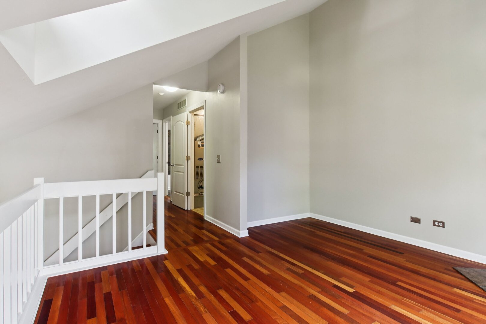 1329 Queensgreen Circle