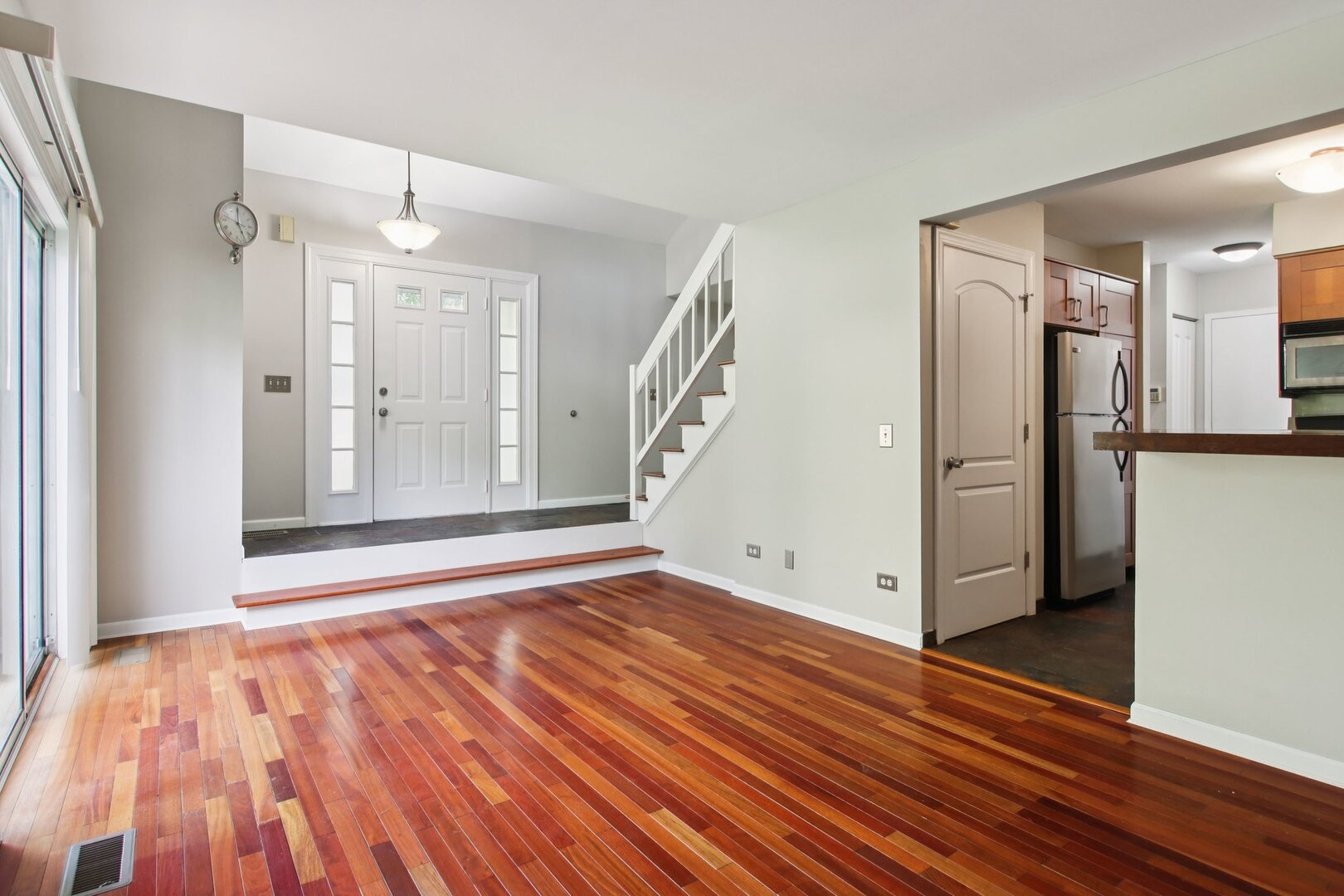 1329 Queensgreen Circle