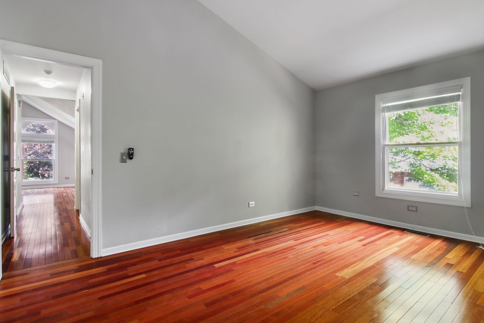 1329 Queensgreen Circle