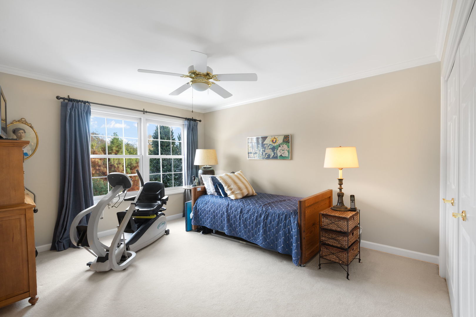 2809 Meadowview Court