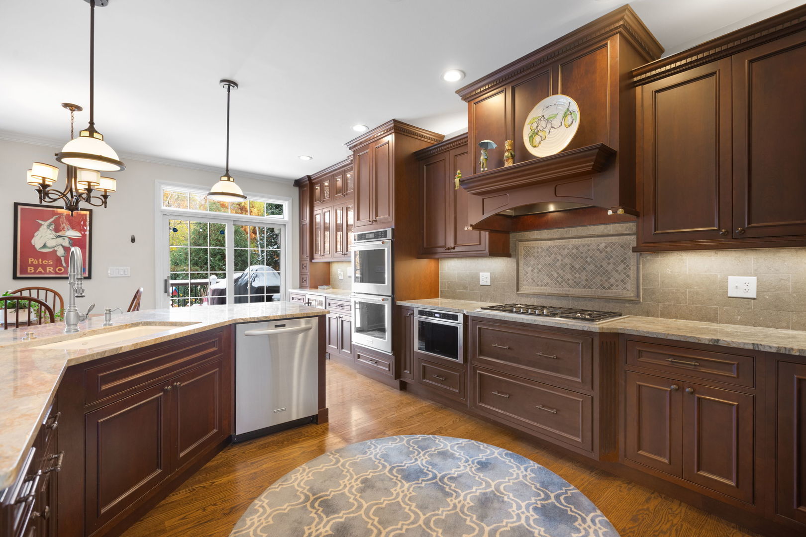 2809 Meadowview Court