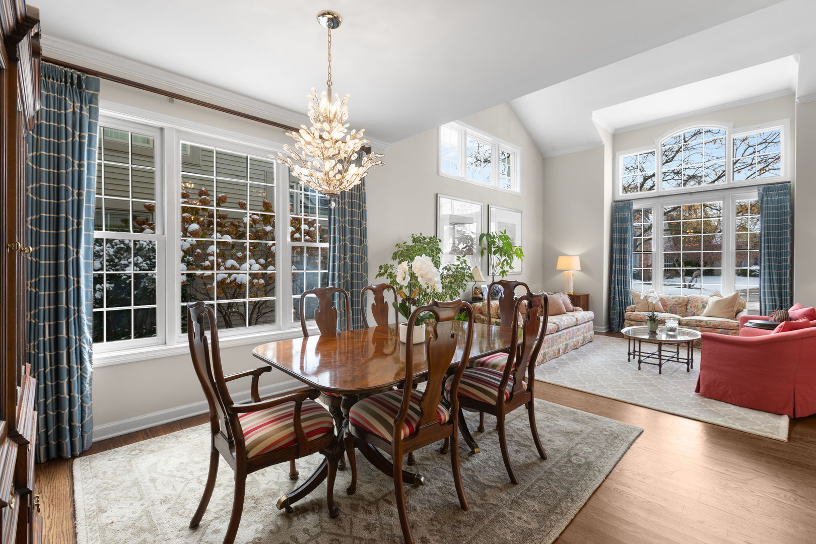 2809 Meadowview Court