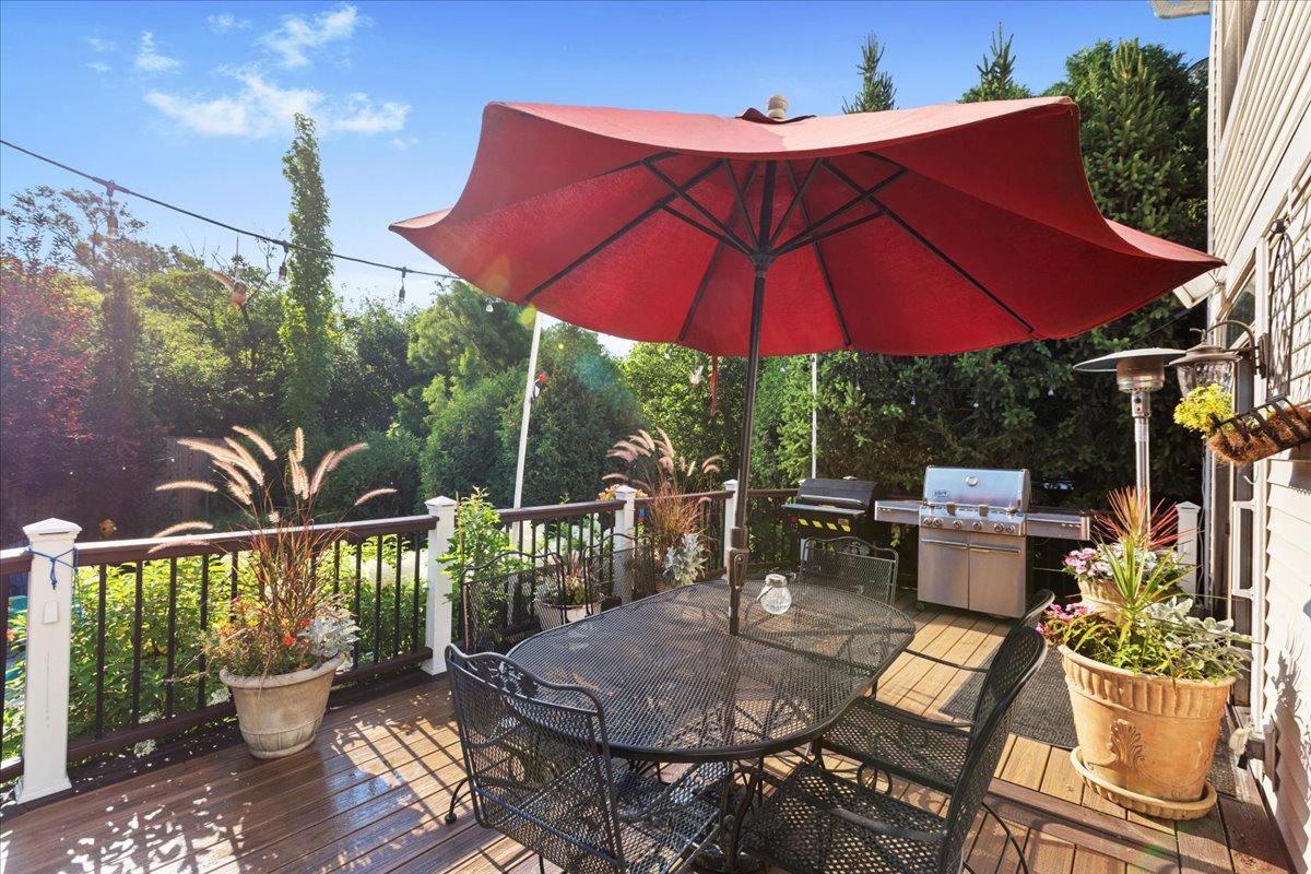 2809 Meadowview Court