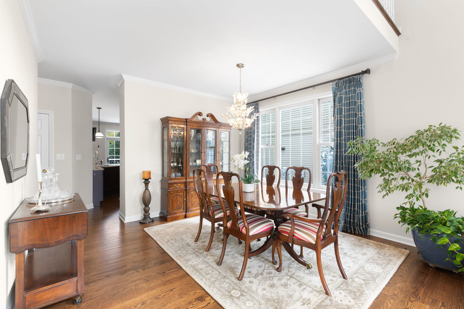 2809 Meadowview Court