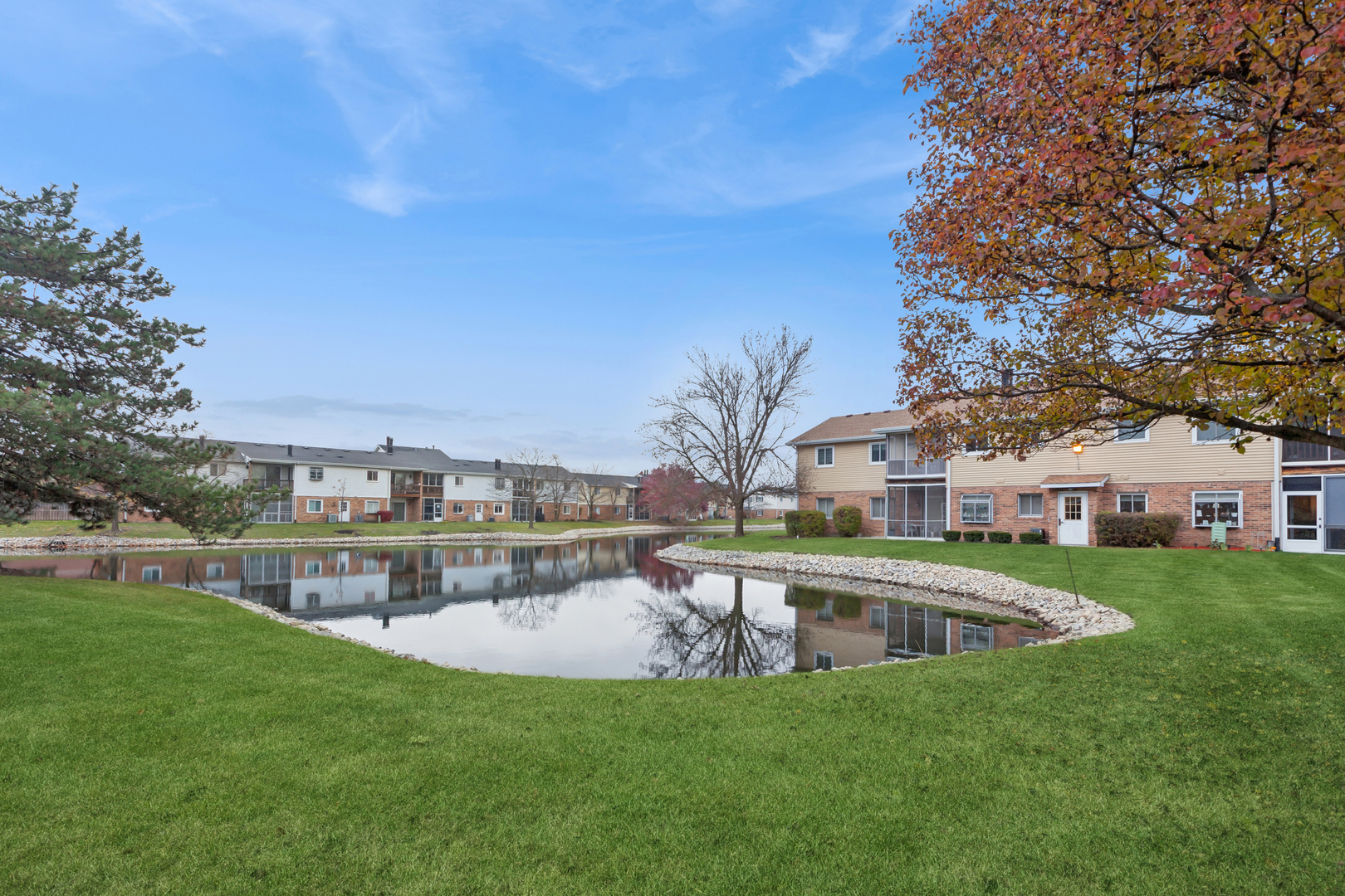 724 Maplewood Court Unit: B