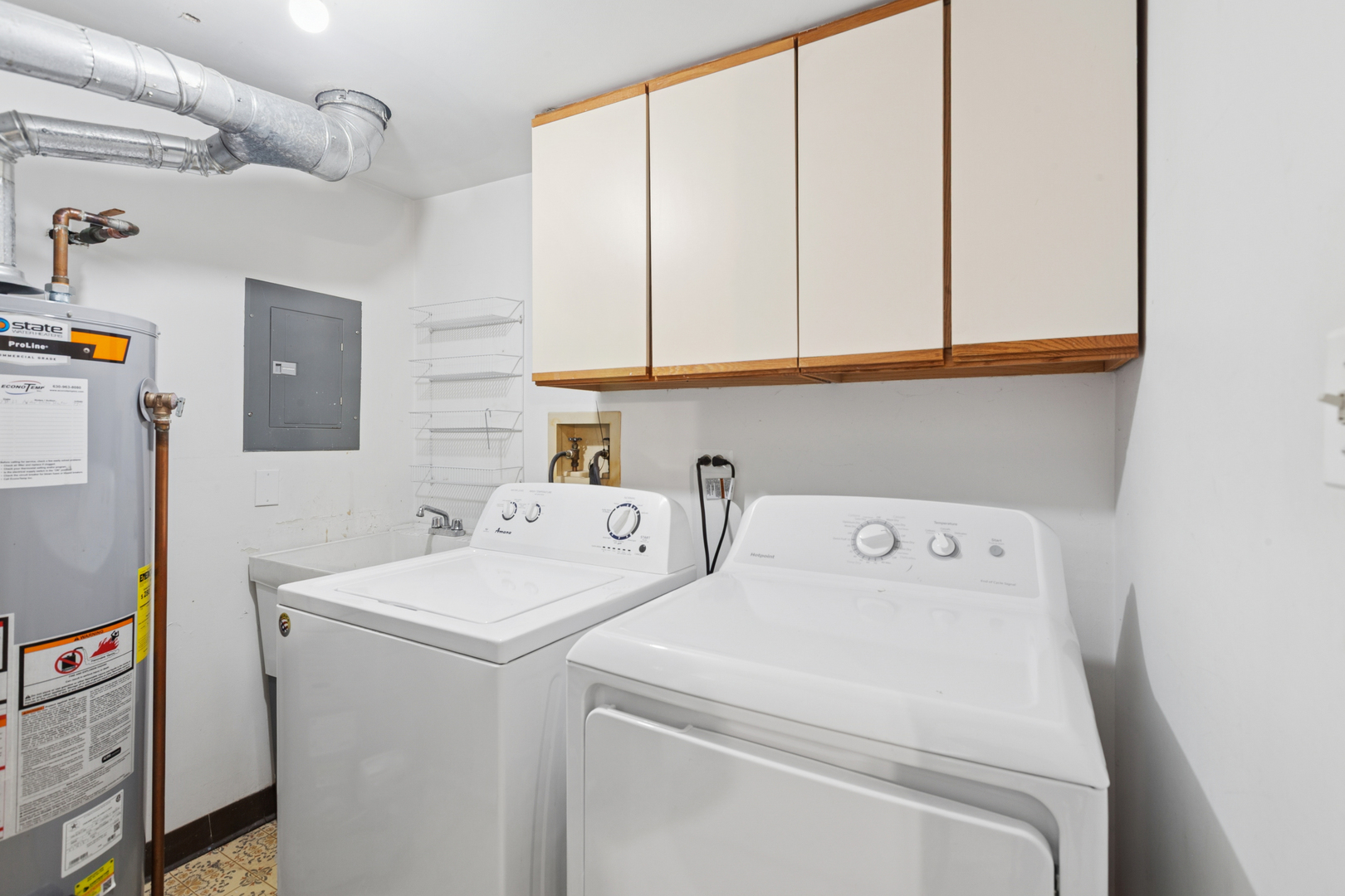 724 Maplewood Court Unit: B