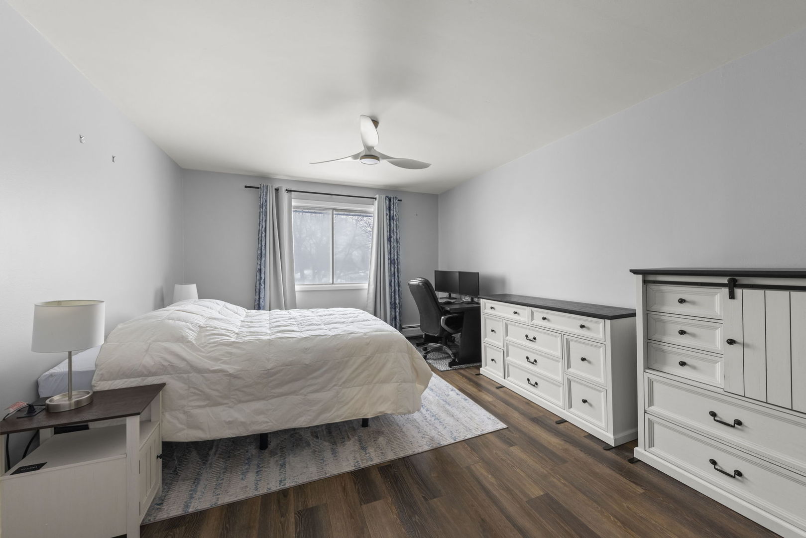 215 S Hale Street Unit: 9B