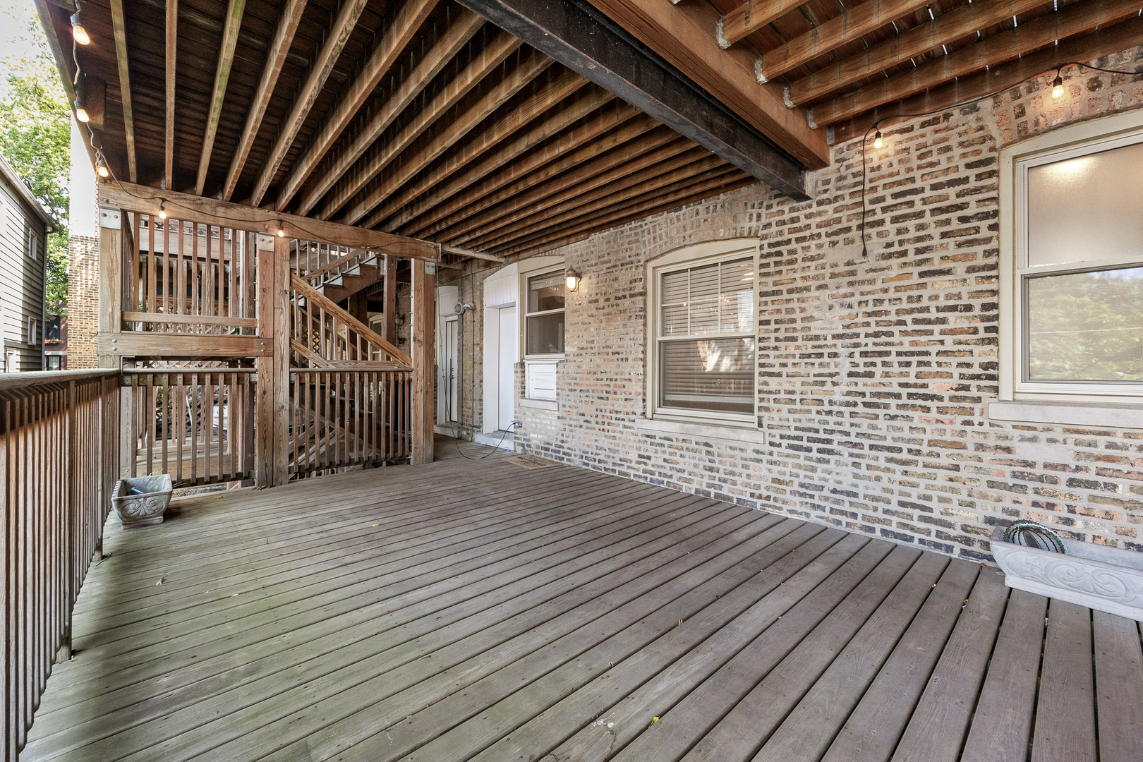 3418 N Wolcott Avenue Unit: 1N