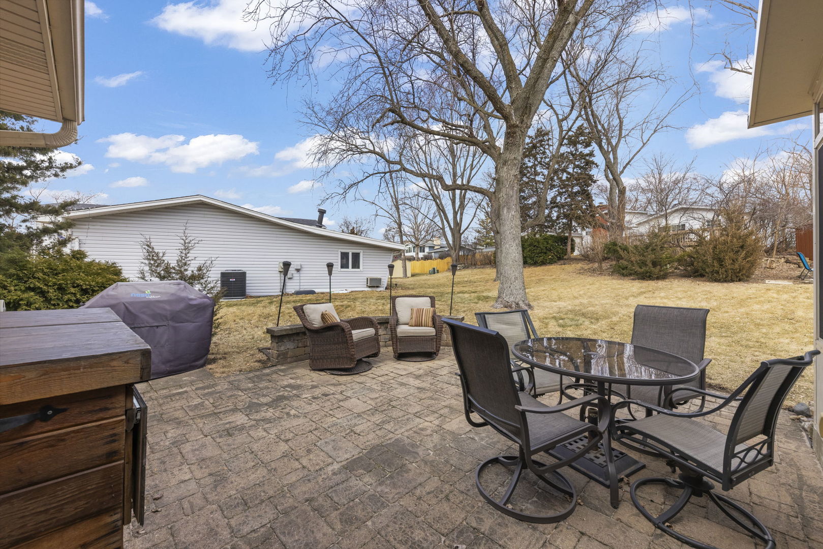 706 Crest Lane