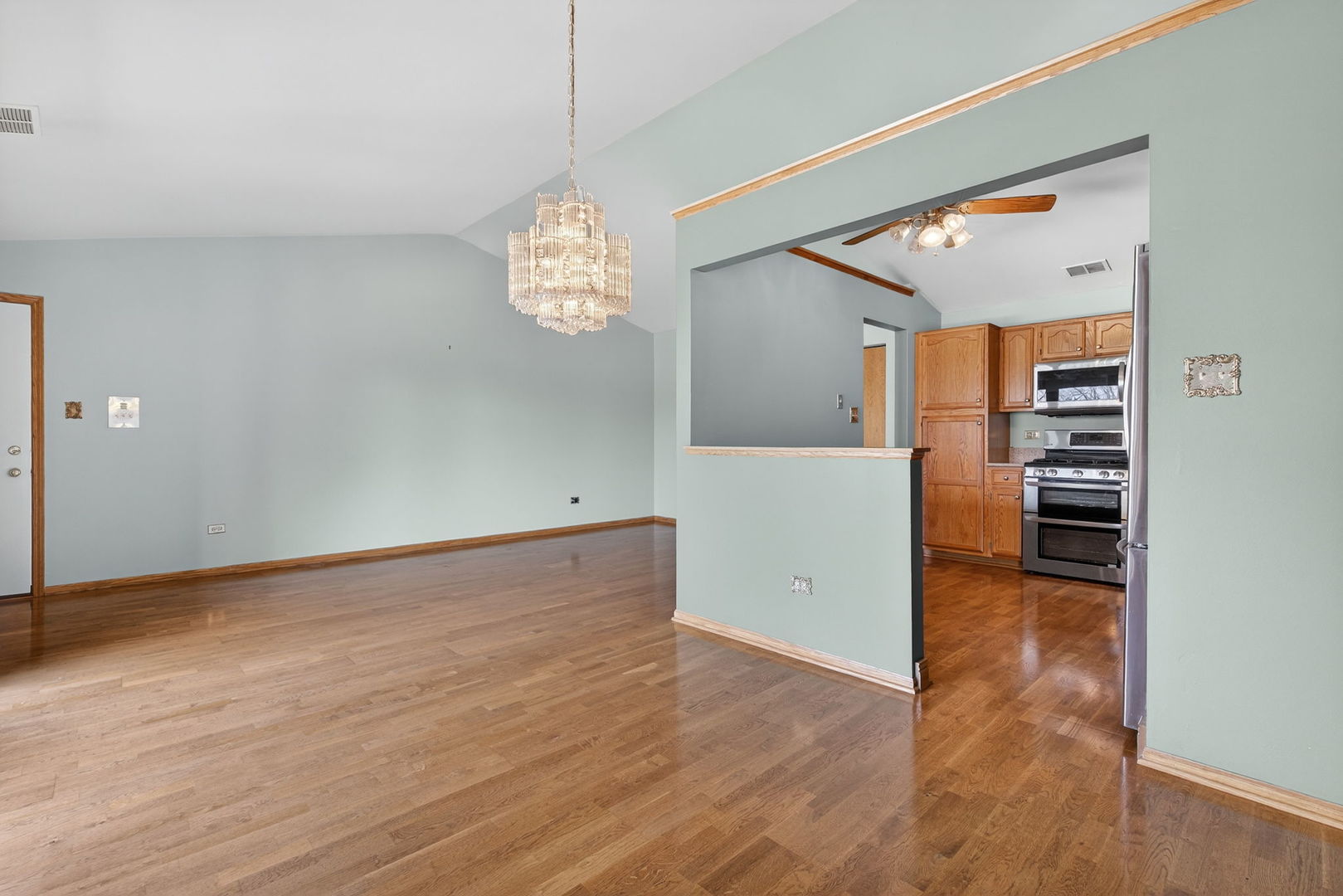7545 Sheridan Drive Unit: 2-3D