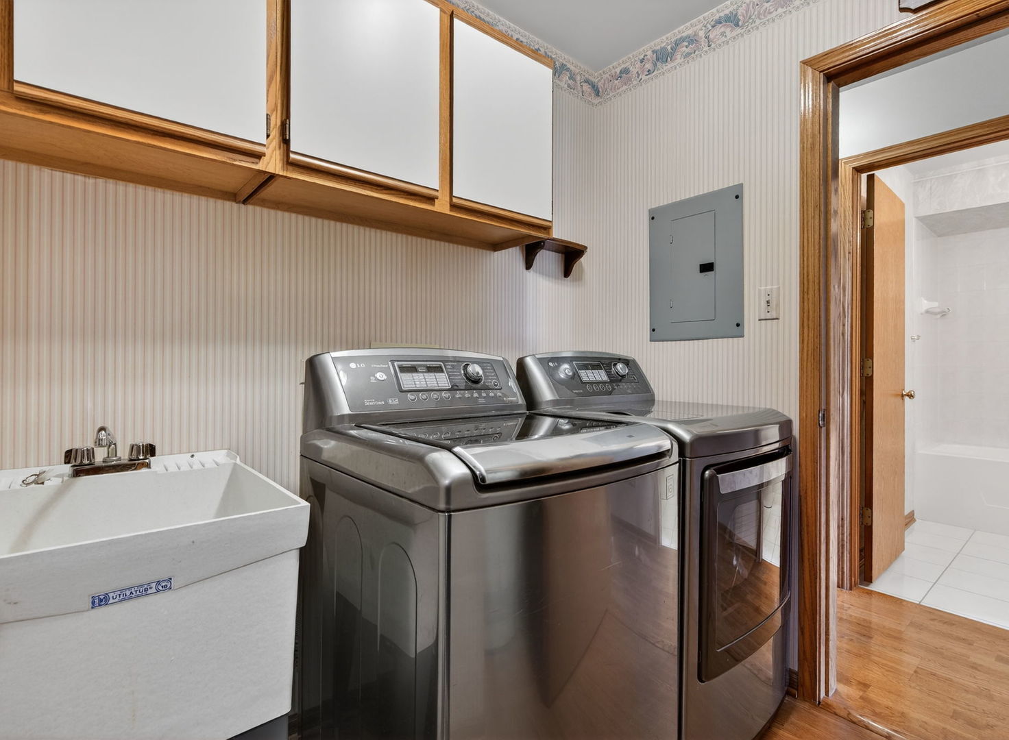 7545 Sheridan Drive Unit: 2-3D
