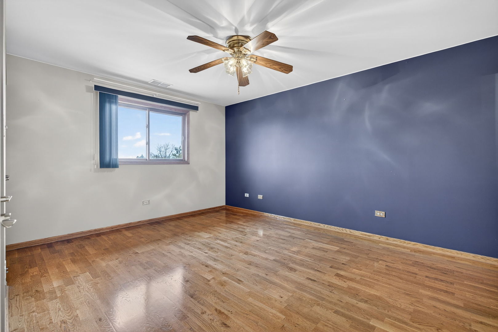 7545 Sheridan Drive Unit: 2-3D