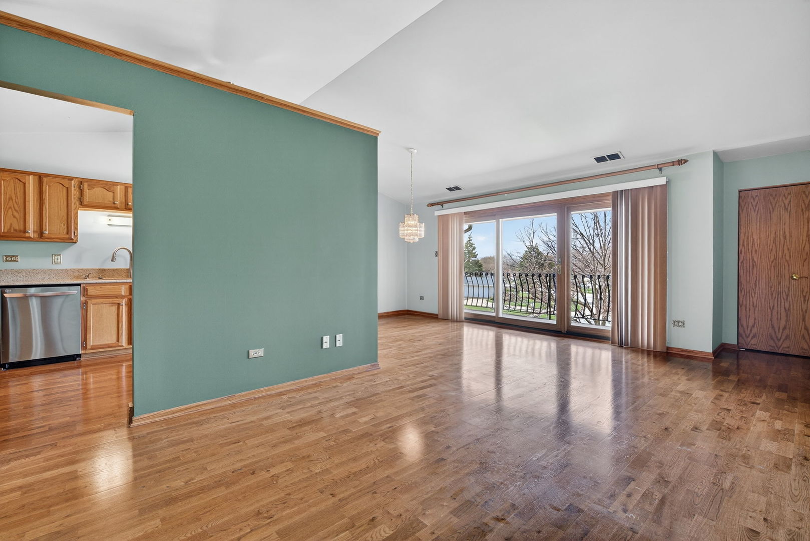 7545 Sheridan Drive Unit: 2-3D