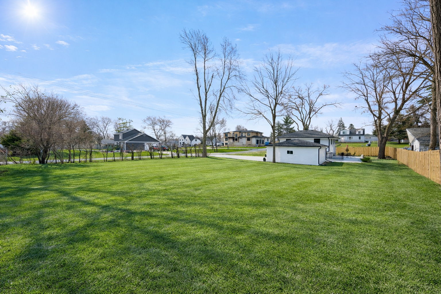 22W080 Valleyview Drive
