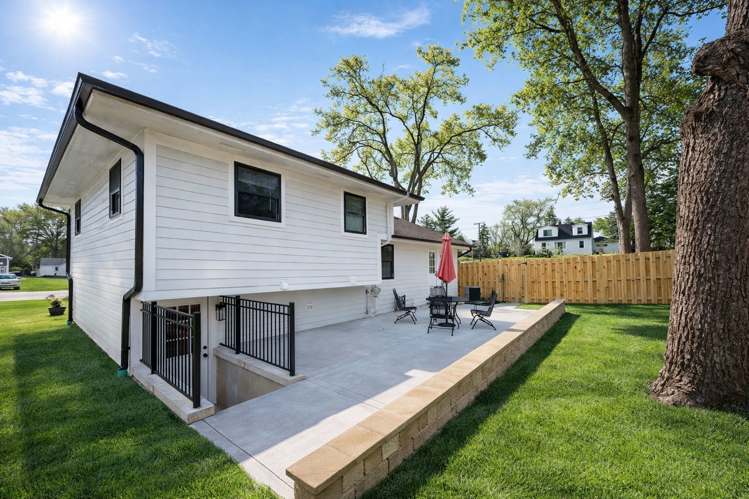 22W080 Valleyview Drive