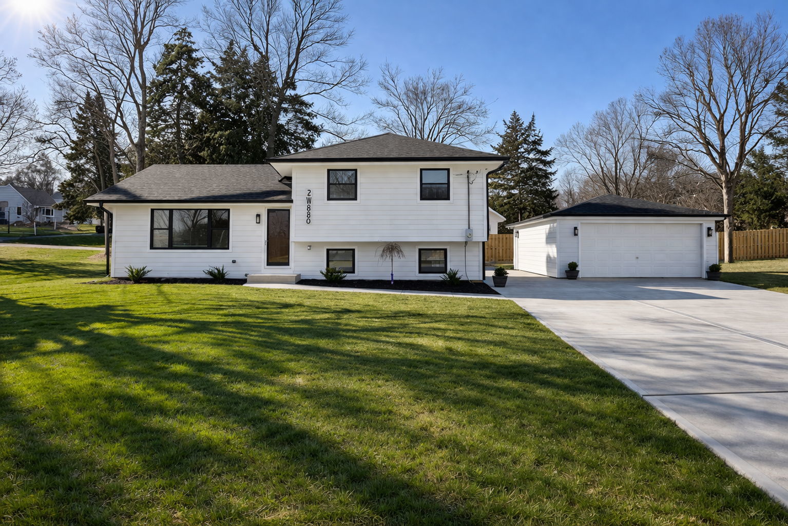 22W080 Valleyview Drive