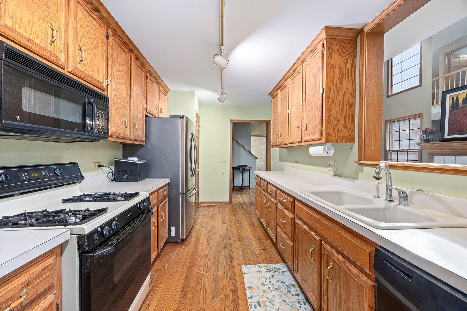 1016 Middleton Place Unit: 1016