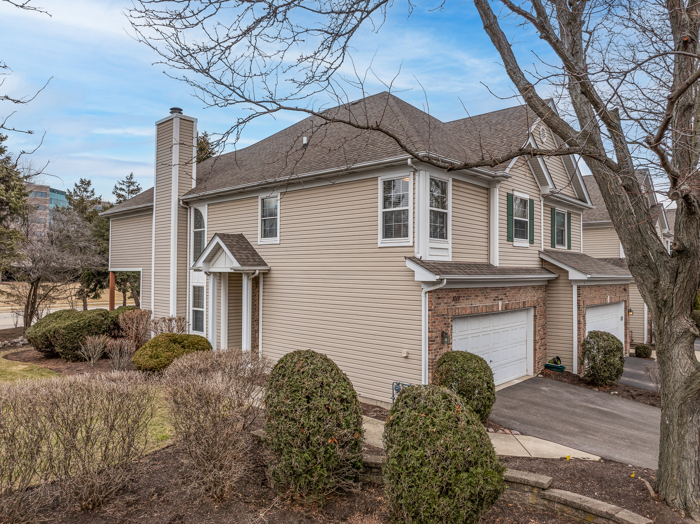 1016 Middleton Place Unit: 1016