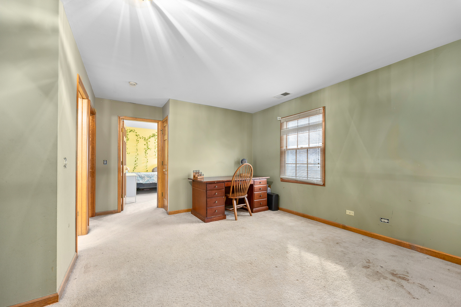 1016 Middleton Place Unit: 1016