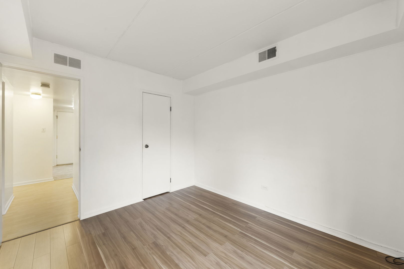 8000 WOODGLEN Lane Unit: 102