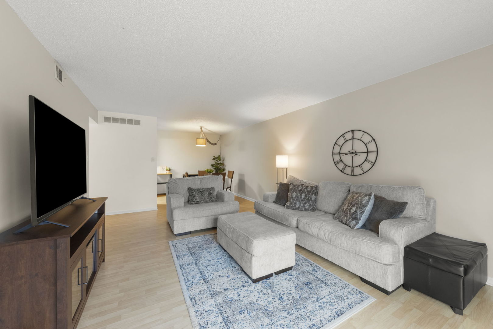 8000 WOODGLEN Lane Unit: 102