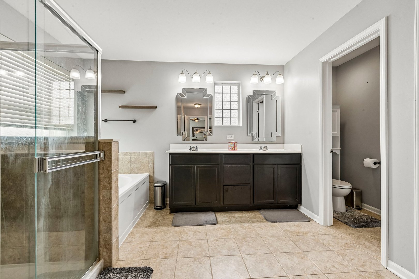 926 Catamaran Circle