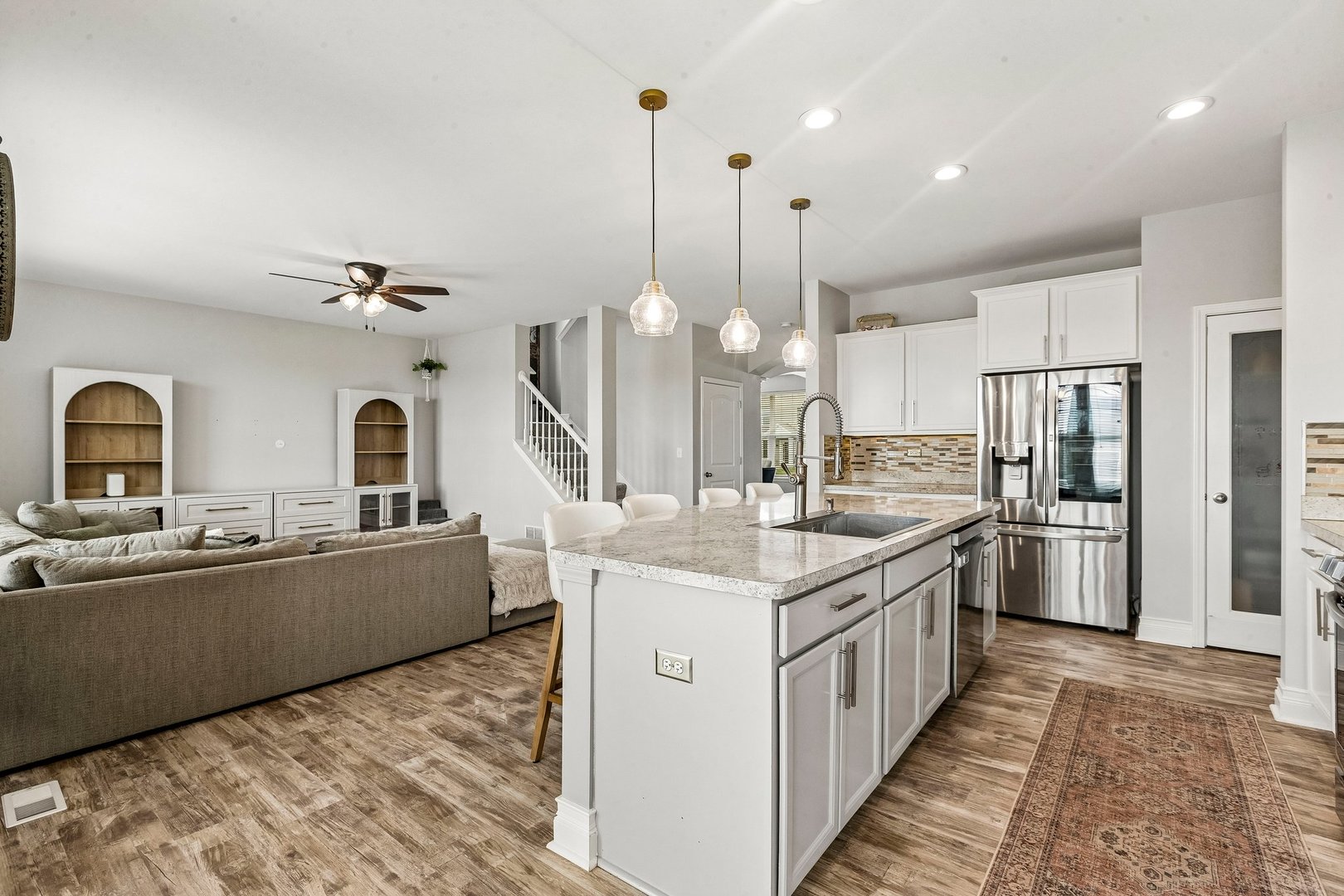 926 Catamaran Circle