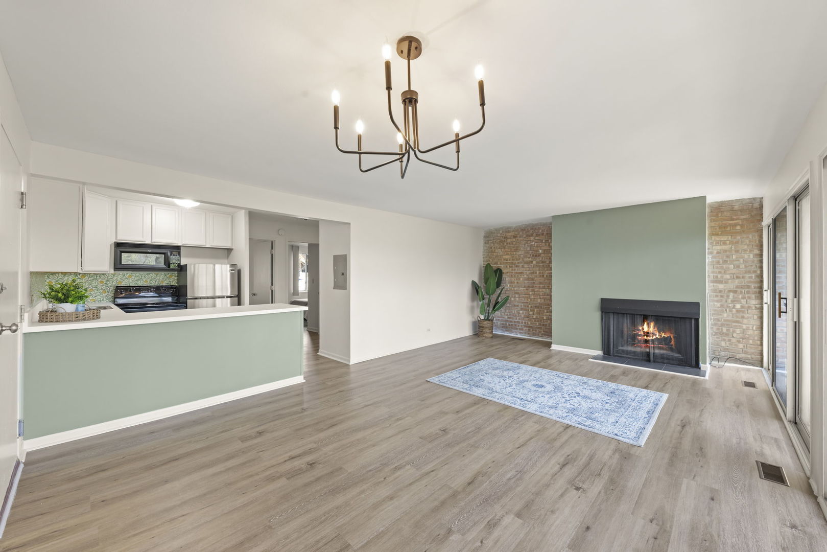 5821 Oakwood Drive Unit: A