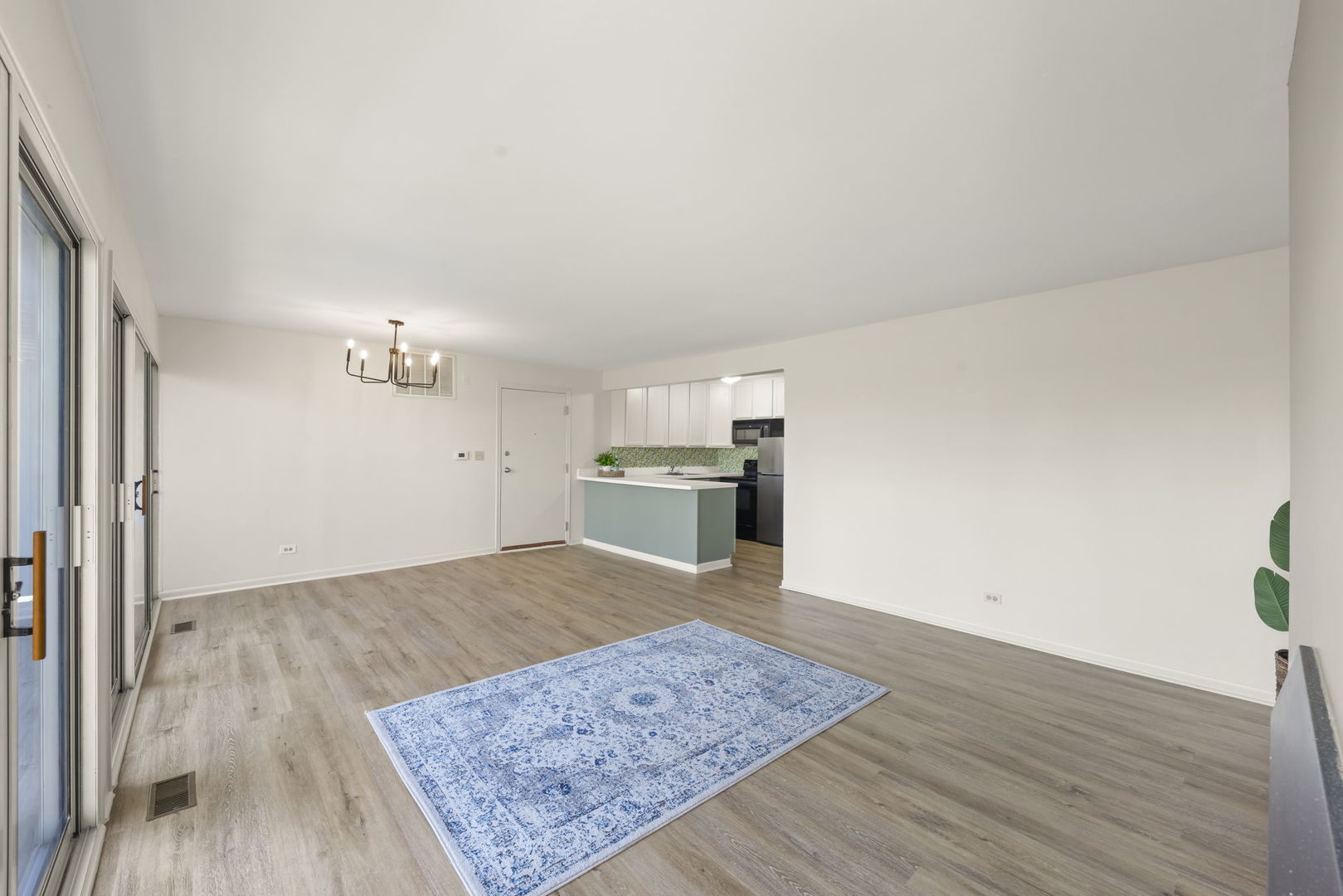 5821 Oakwood Drive Unit: A