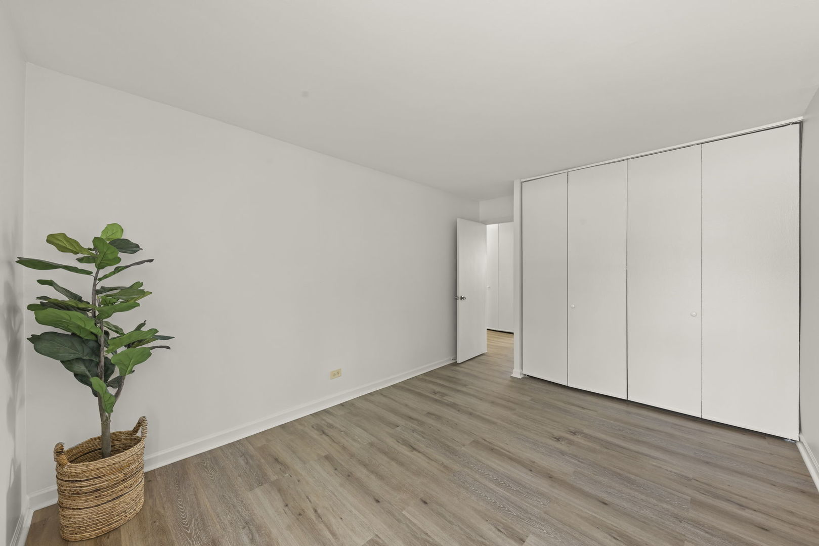 5821 Oakwood Drive Unit: A