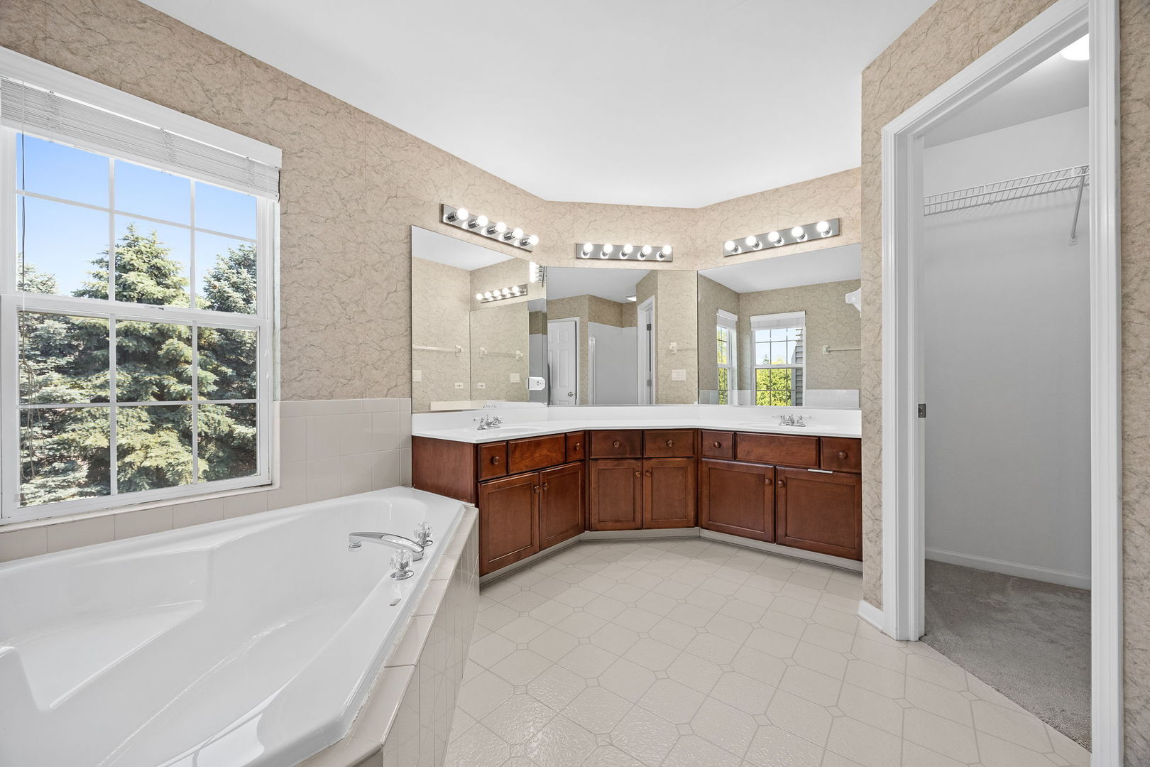 3415 Rosecroft Lane