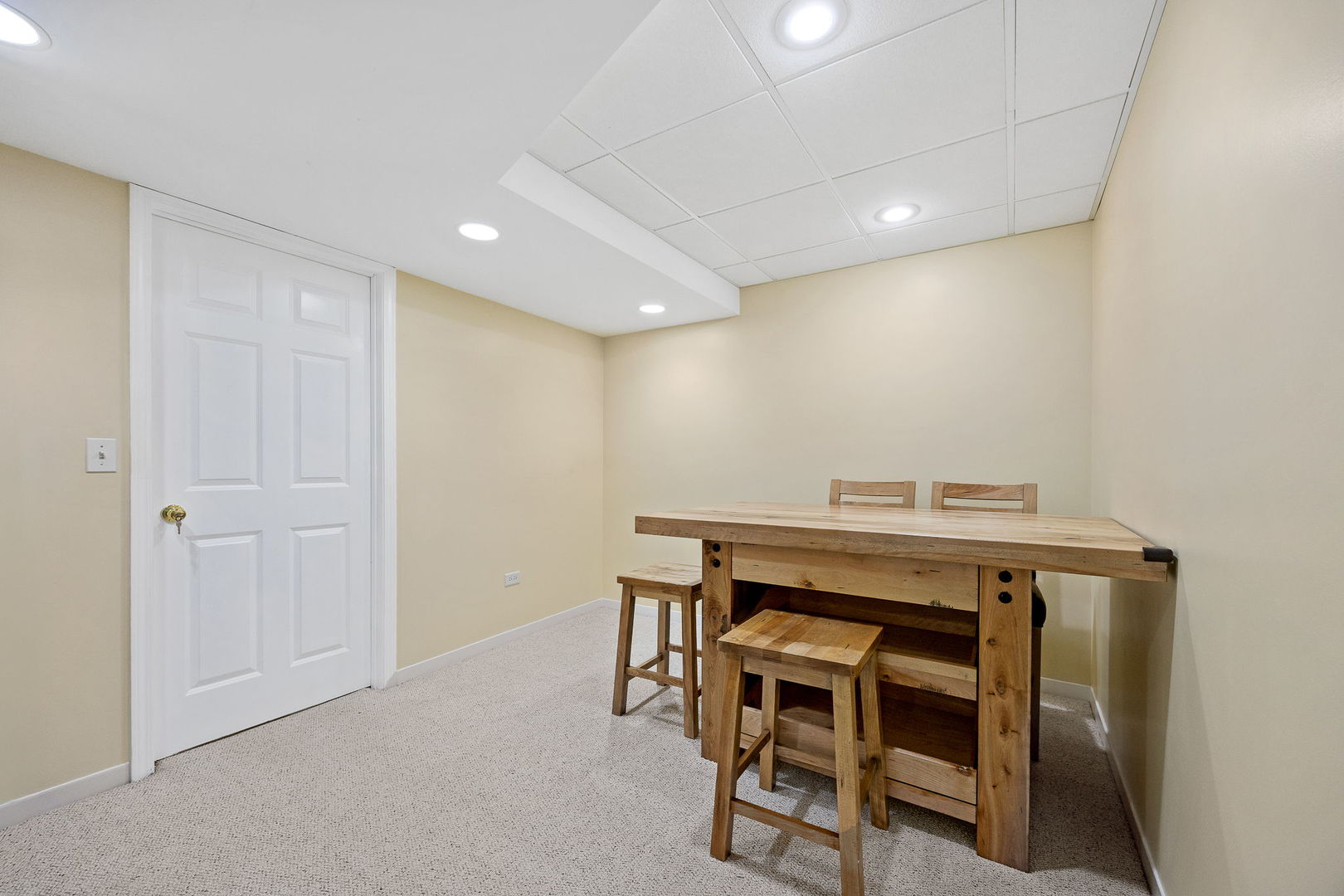 3415 Rosecroft Lane